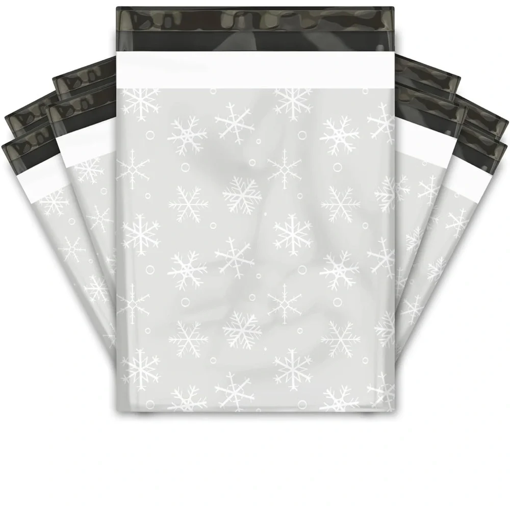 Snowflakes 20 poly mailer bags 10 x13 pack of 20